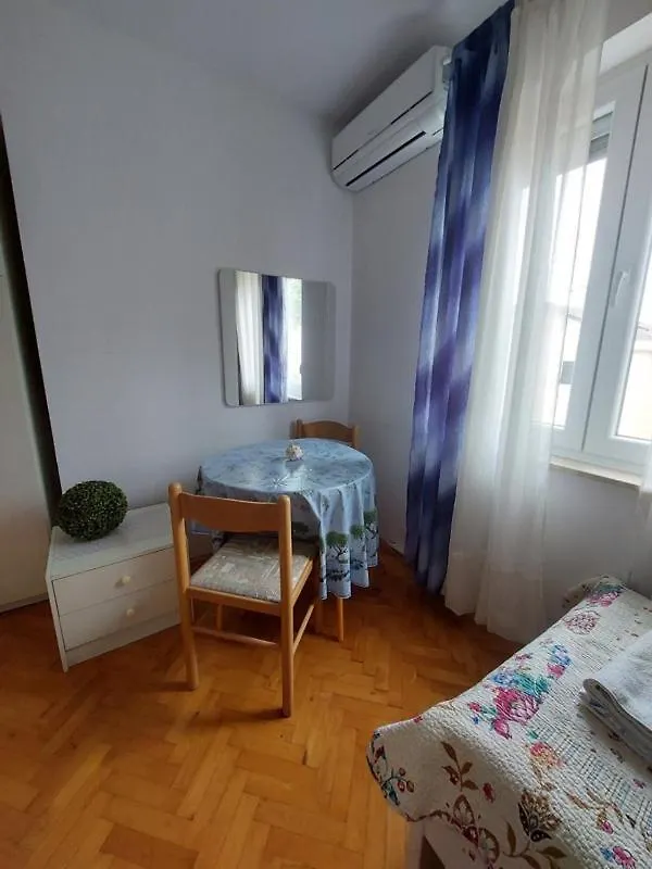 Apartments Haus Antica Malinska